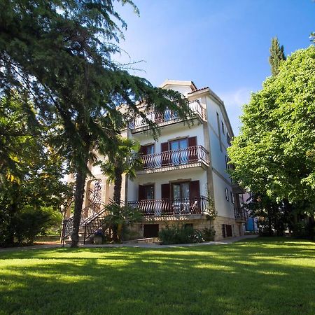 Apartments Lidija Умаг Екстериор снимка